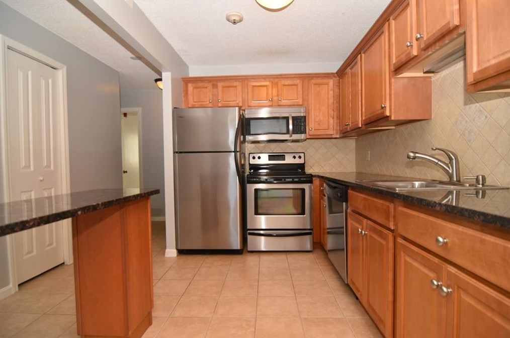 400 New River Rd #409, Lincoln, RI 02838