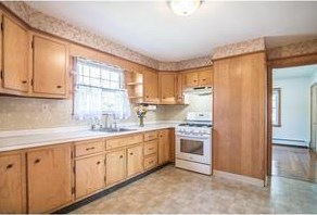 183 S Spruce St #1st, East Providence, RI 02914