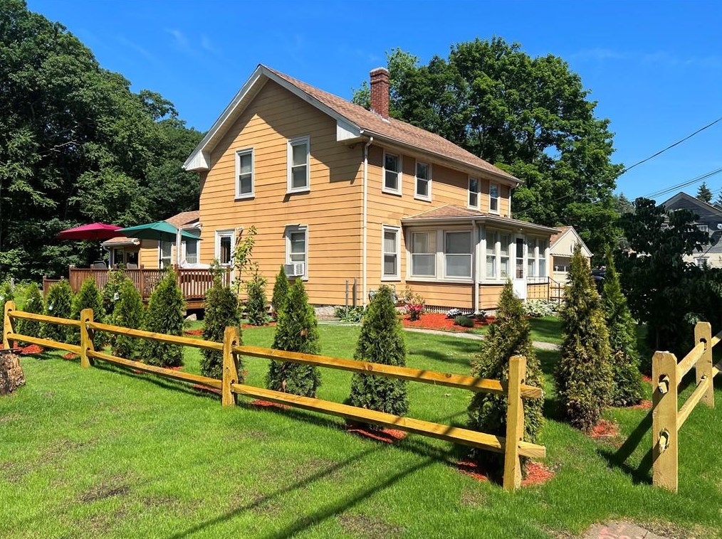 838 Lower River Rd, Lincoln, RI 02865