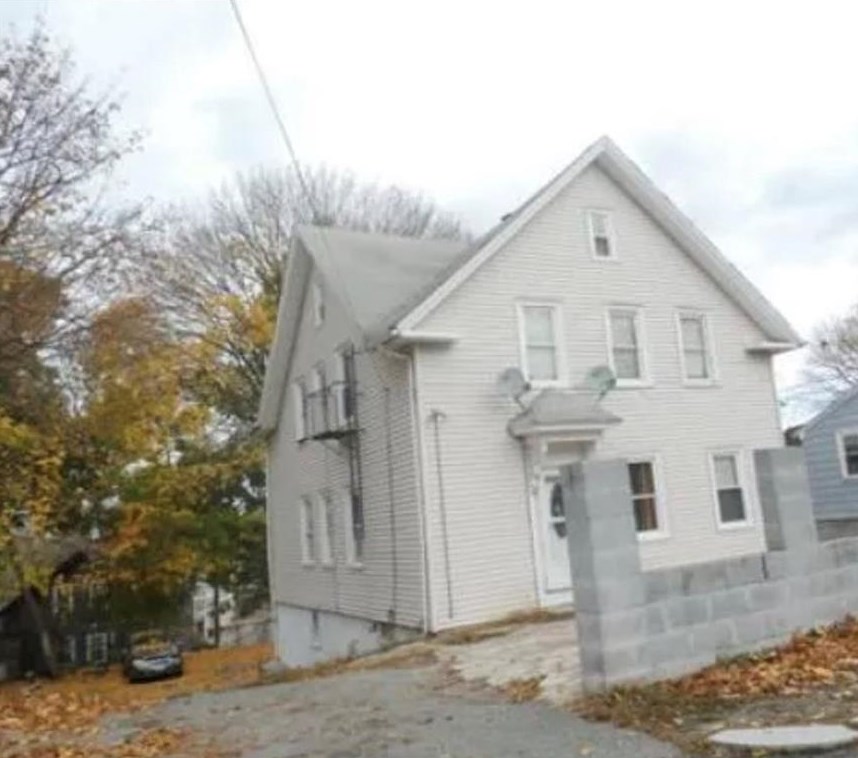 77 Veazie St, Providence RI  02908-2409 exterior