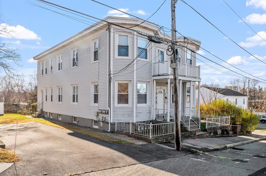 127 Mill St, Cumberland, RI 02864