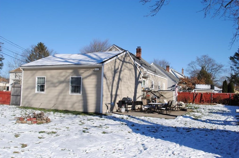 6 Miami St, West Warwick RI  02893-3018 exterior