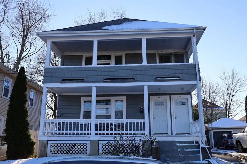 68 Burnside St, Cranston RI  02910-1809 exterior