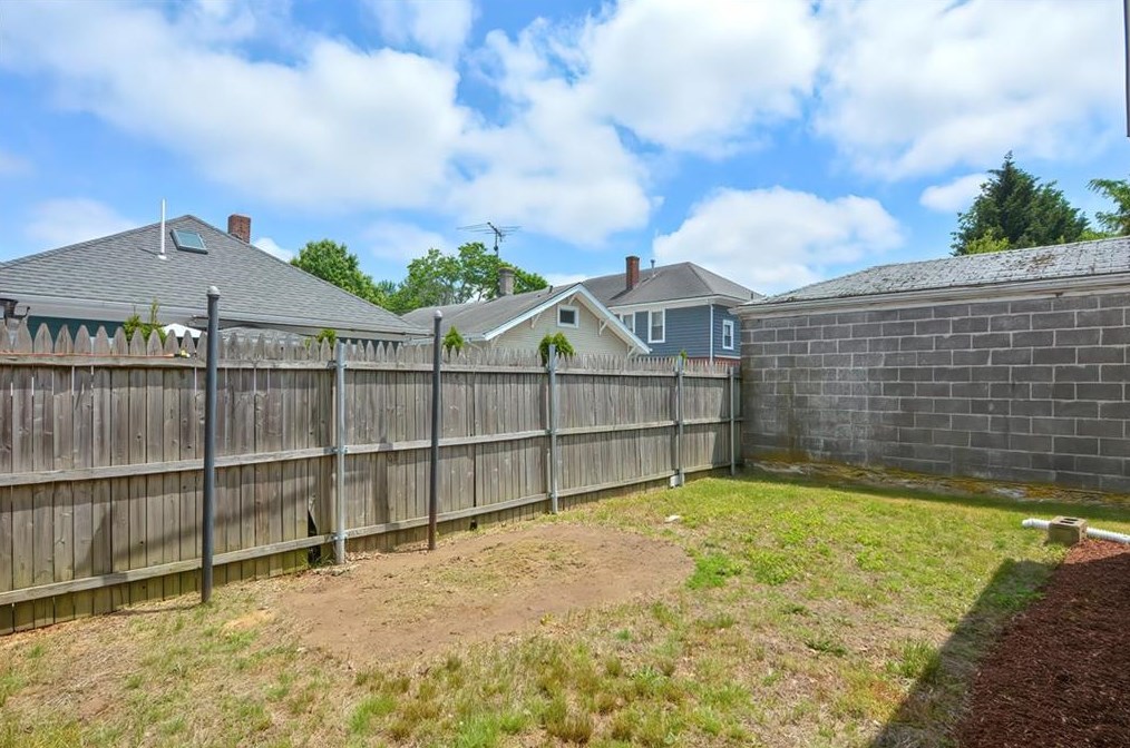 61 Capitol View Ave, Providence, RI 02908