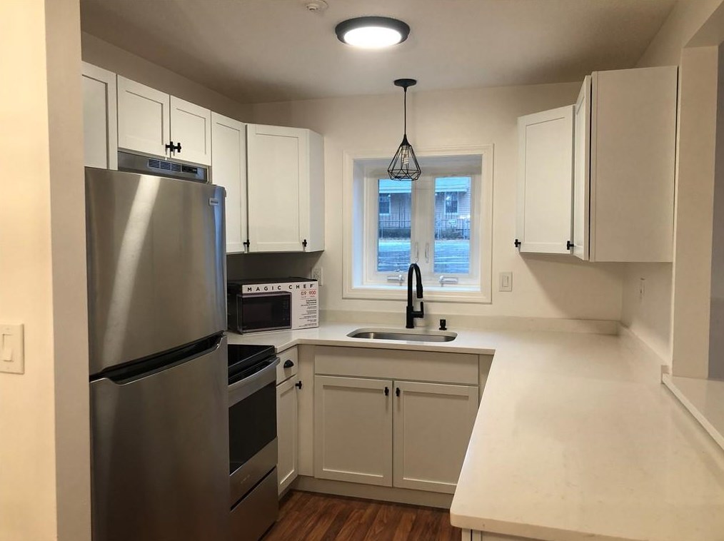 728 Beverage Hill Ave Apt 11, Pawtucket, RI 02861