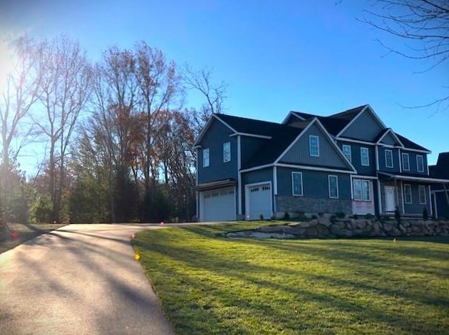 386 Sylvan Ct, South Kingstown, RI 02874