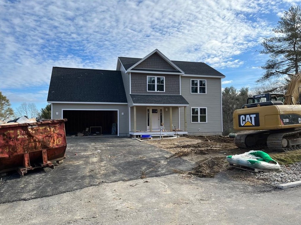 275 E Shore Dr, Coventry, RI 02816