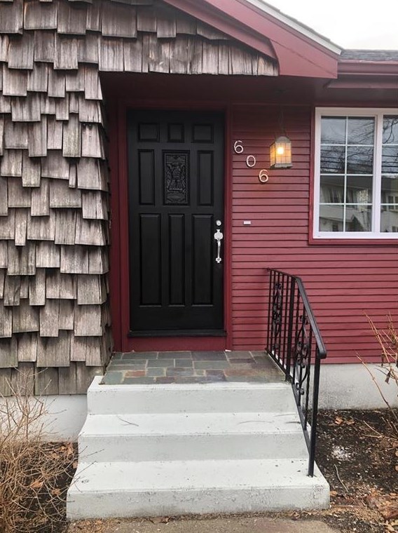 606 Smithfield Rd, Providence, RI 02904