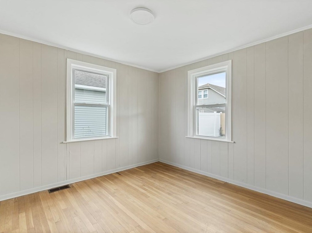 66 Overland Ave, Cranston RI  02910-2518 exterior