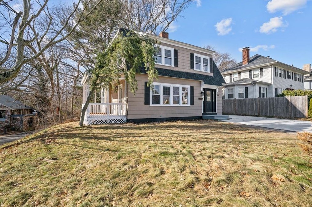1149 Narragansett Blvd, Providence, RI 02905
