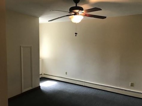 28 Vlg Ct, West Warwick RI  02893-2260 exterior