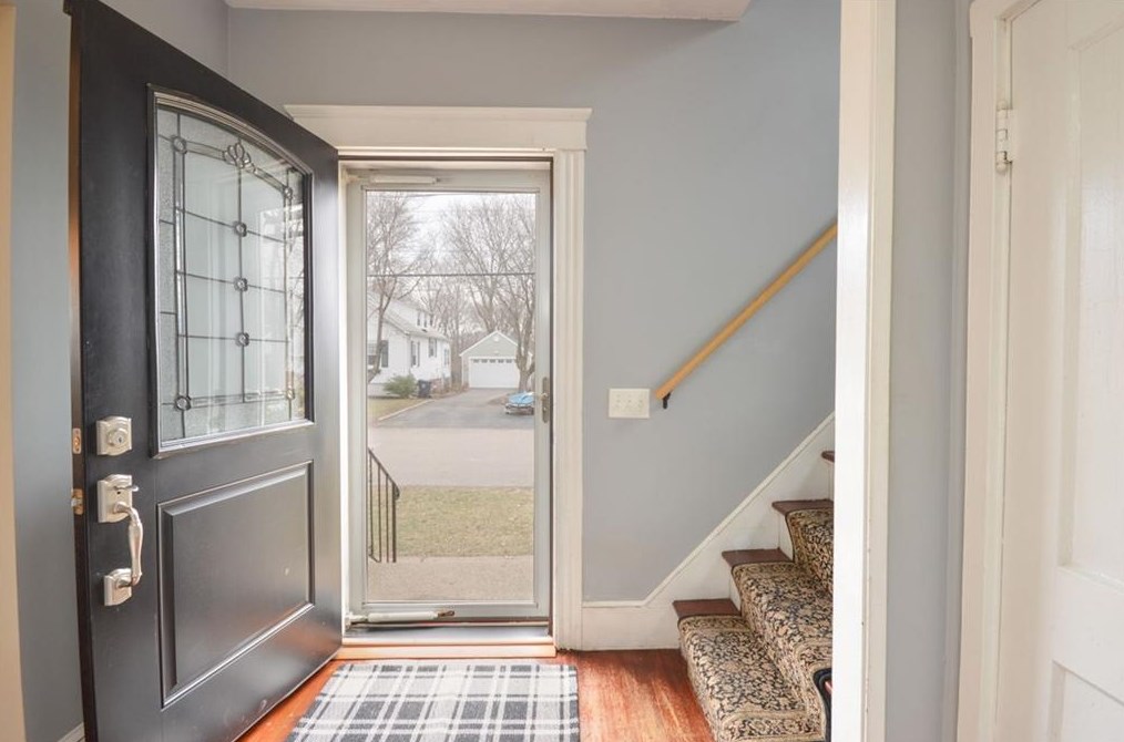 164 Redland Ave, East Providence, RI 02916