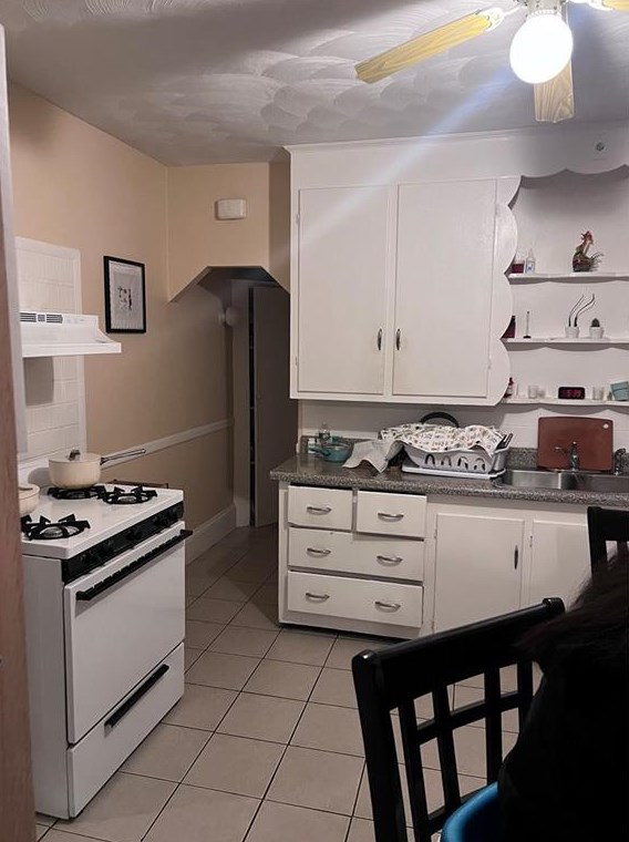 15 Myrtle St, Pawtucket, RI 02860