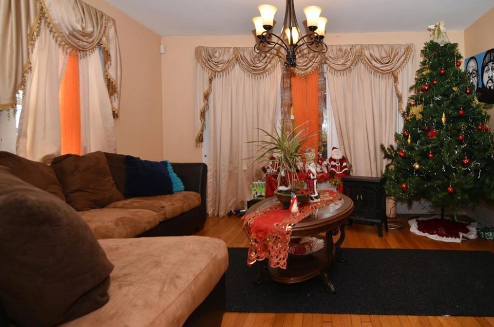 49 Homer St, Providence, RI 02905-1320