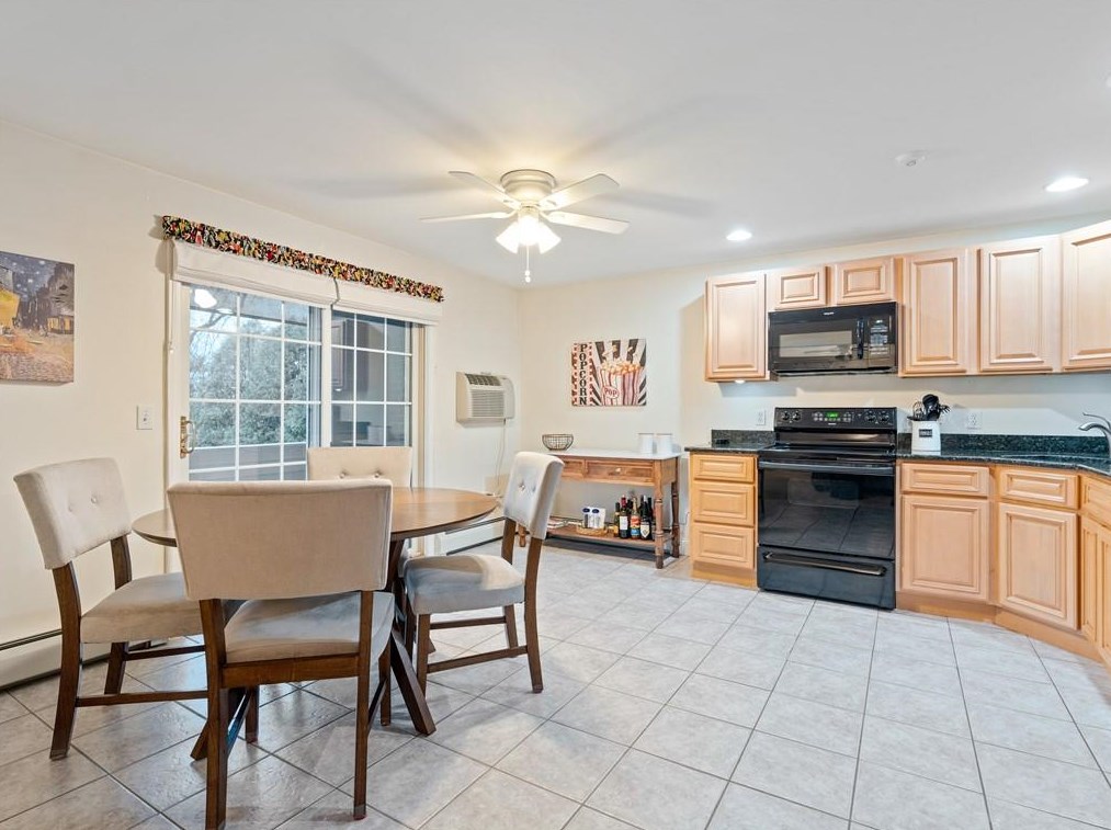 673 Metacom Ave #50, Bristol, RI 02809