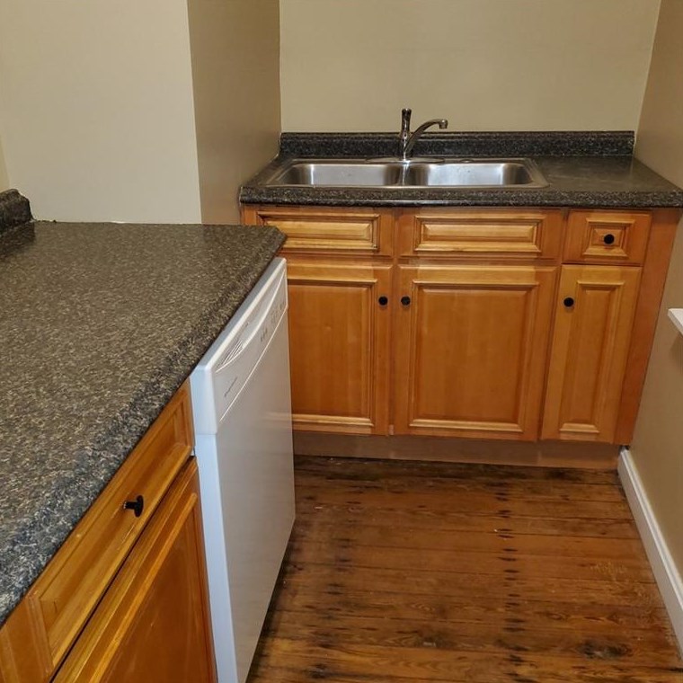 39 Wakefield St #39, West Warwick, RI 02893