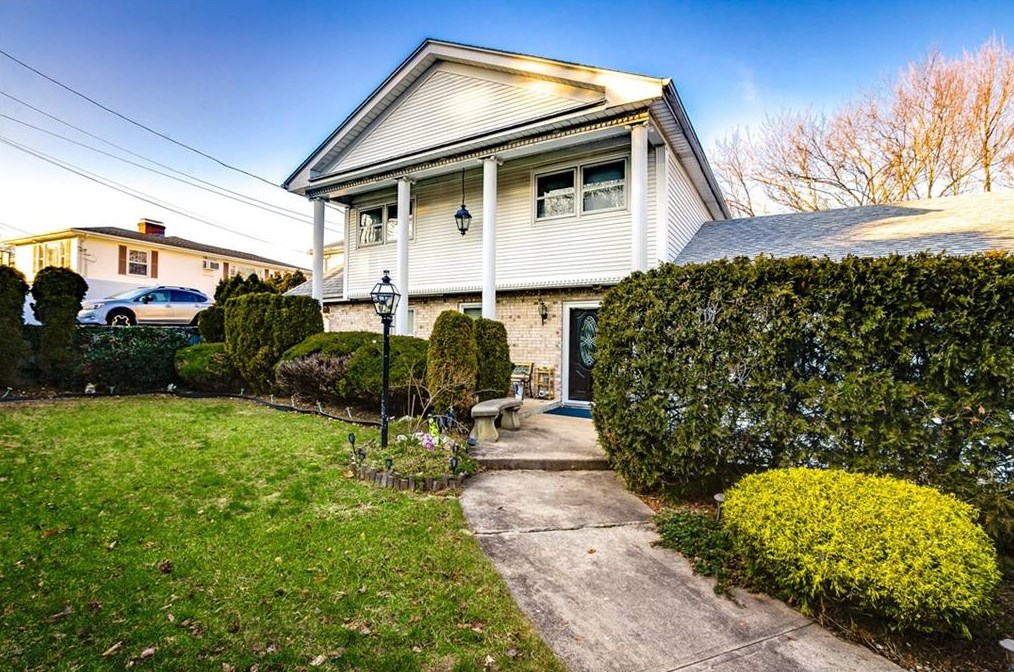 51 Scituate Ave, Providence, RI 02919