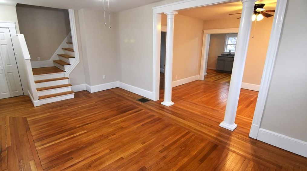 134 Newport St, Woonsocket, RI 02895