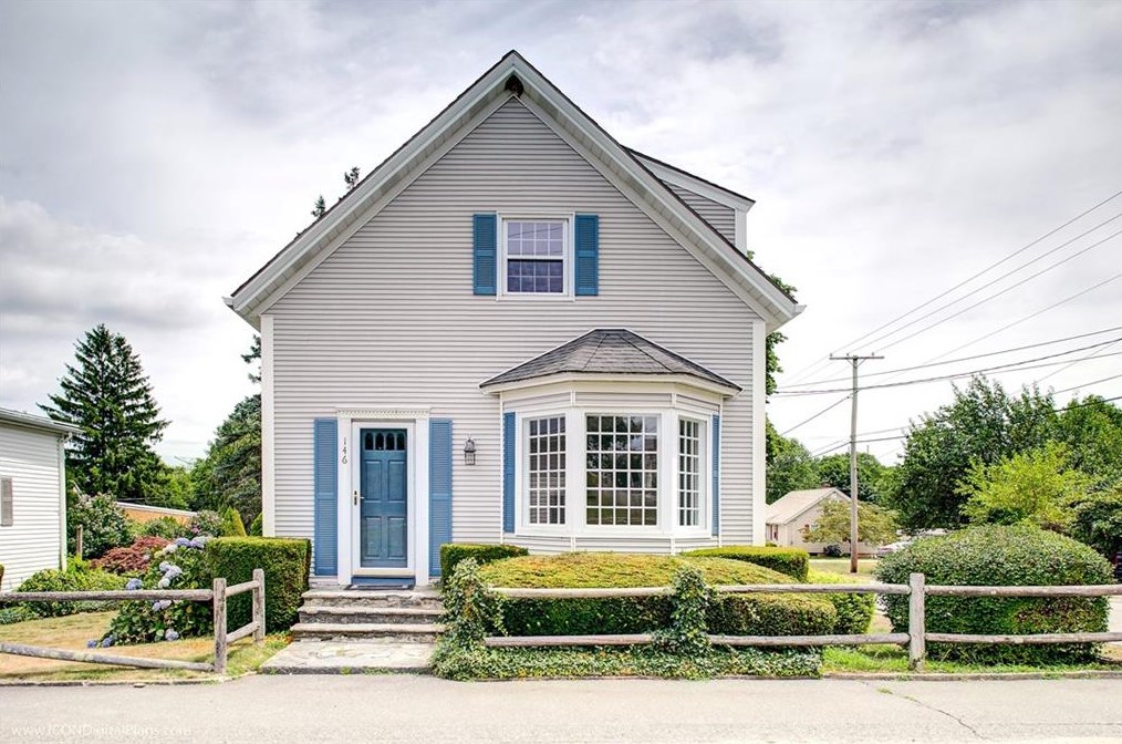 142 Shove St, Tiverton, RI 02878