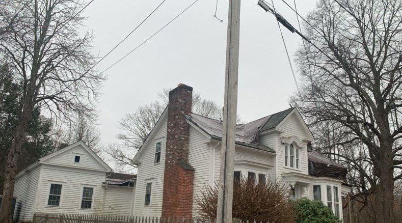 15 Dorr Dr, Glocester, RI 02814