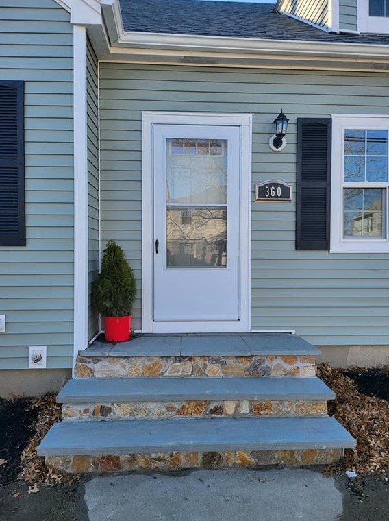 360 Mt Pleasant Ave, Providence, RI 02908