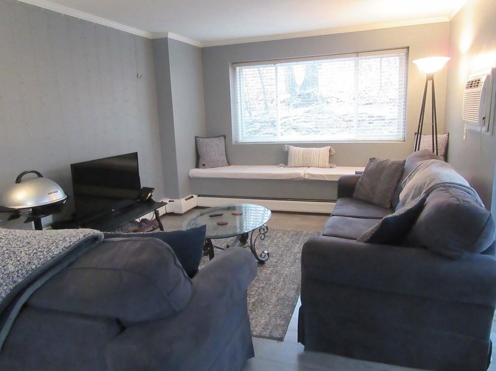 7 Wake Robin Rd #108, Lincoln, RI 02865