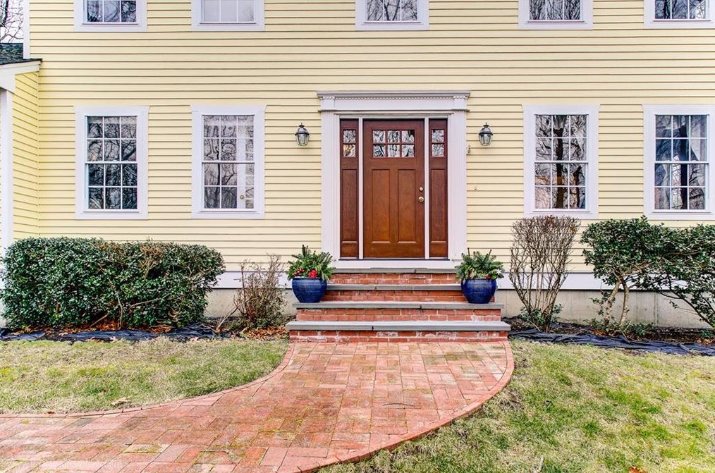 20 Erica Ct, Richmond, RI 02892-1645