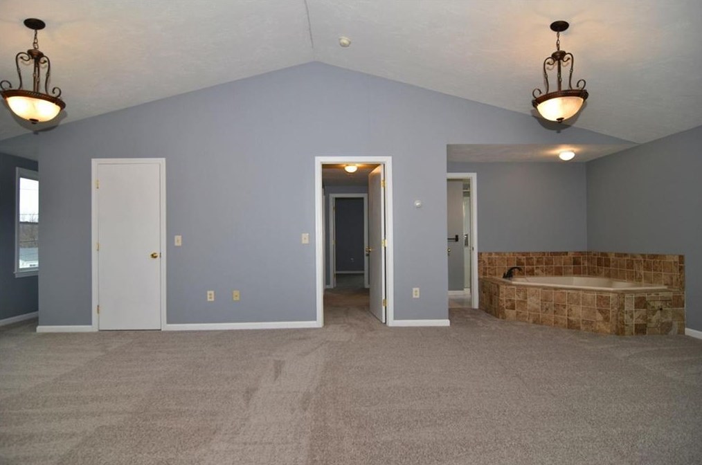210 Holland St, Cranston RI  02920-2427 exterior