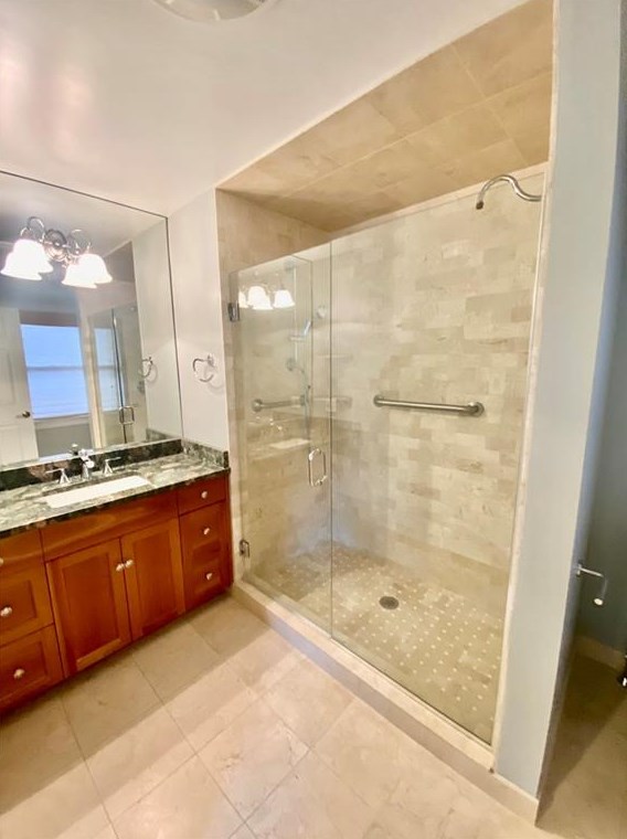 5 Brick Pond Dr, Barrington RI  02806-4023 exterior