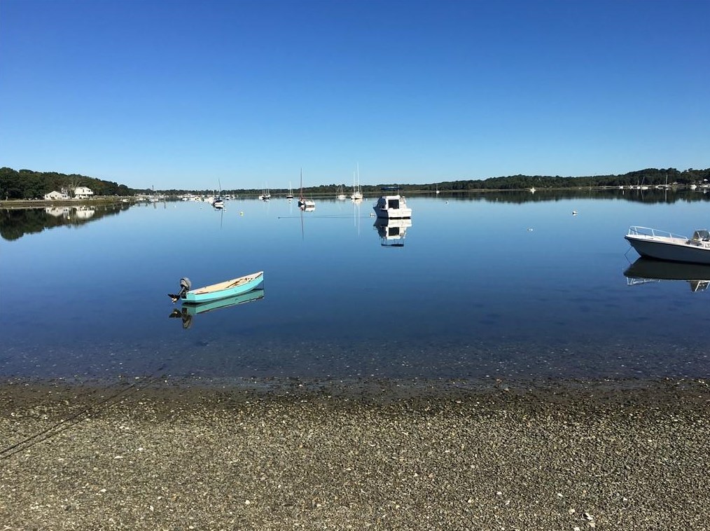 14 Harrison St, Bristol RI  02809-4402 exterior