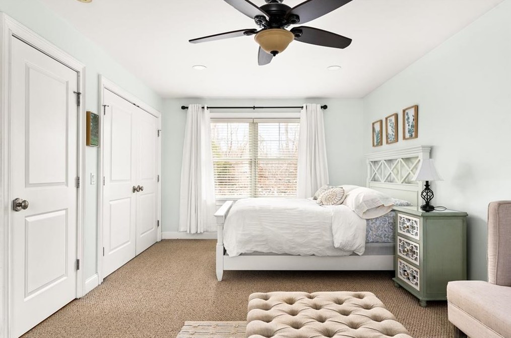 14 Harrison St, Bristol RI  02809-4402 exterior