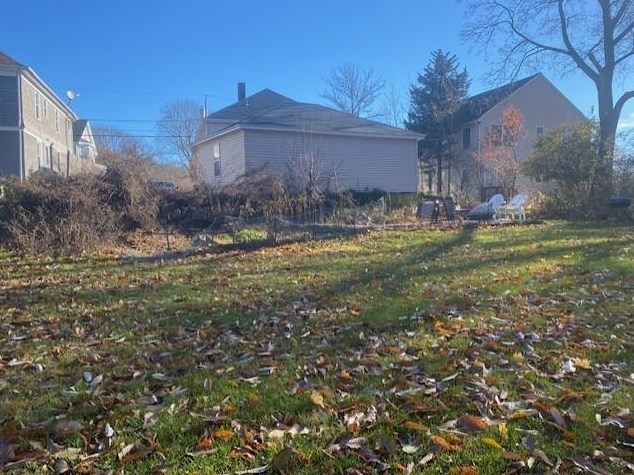 12 Pearl St, Westerly, RI 02891