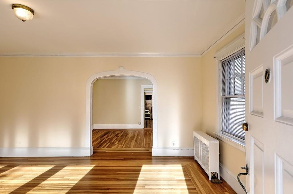 164 Evergreen St, Providence, RI 02906