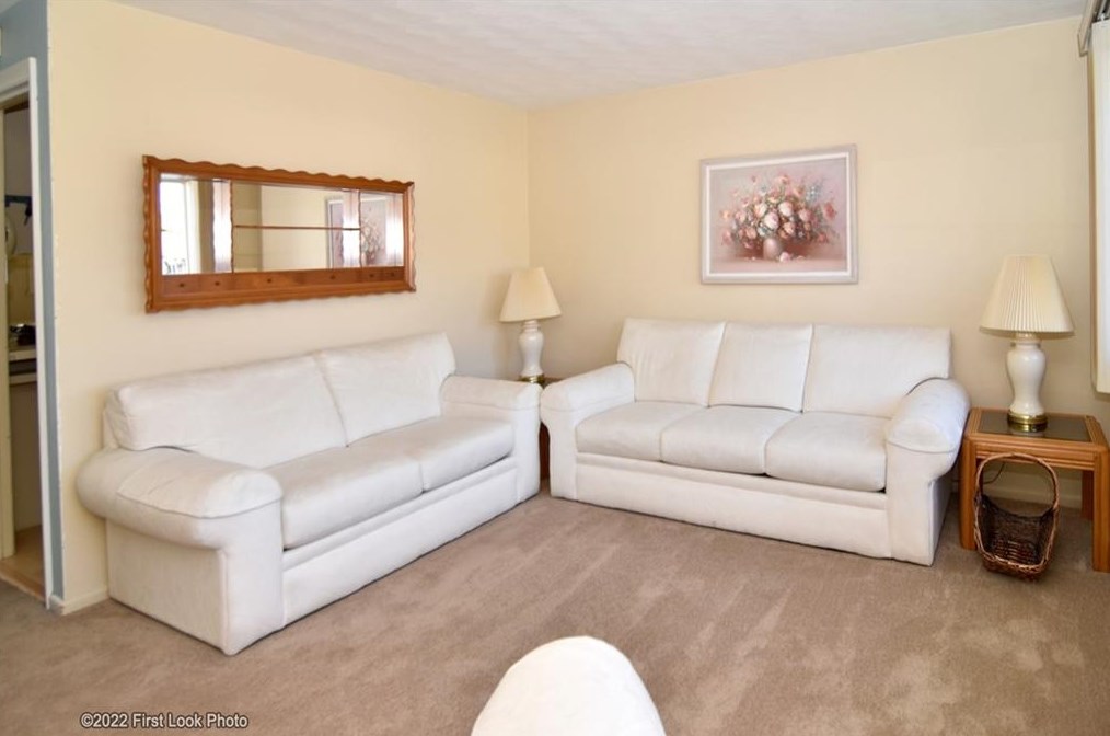 28 Chamber Rd, West Warwick RI  02893-5509 exterior