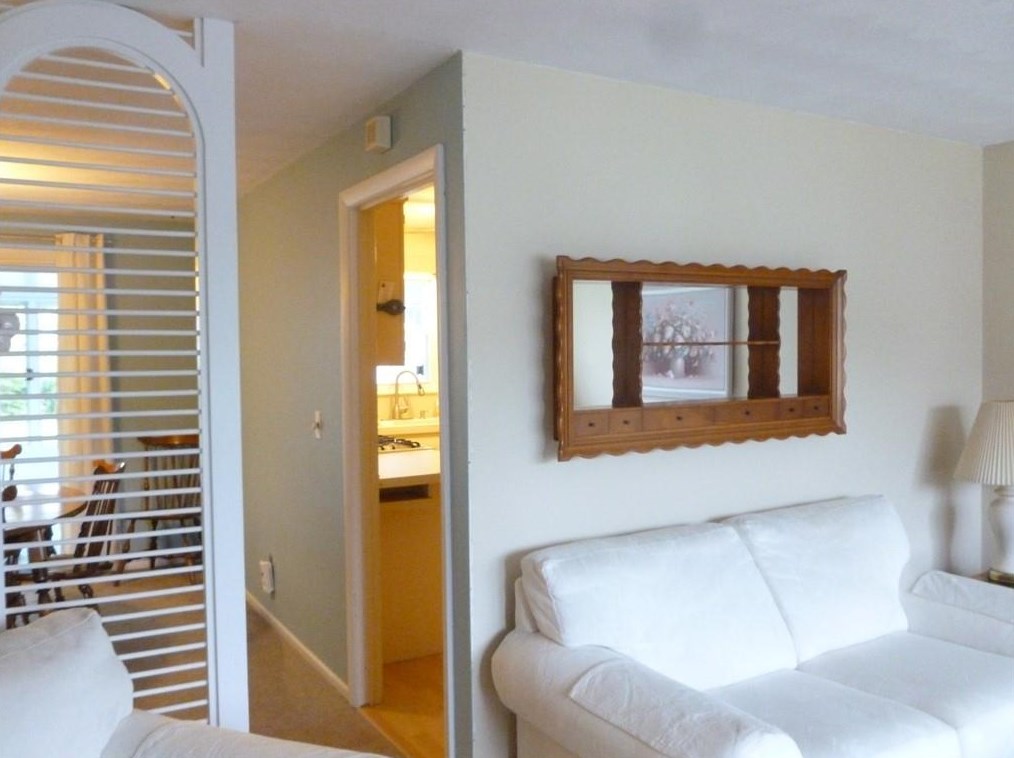 28 Chamber Rd, West Warwick RI  02893-5509 exterior