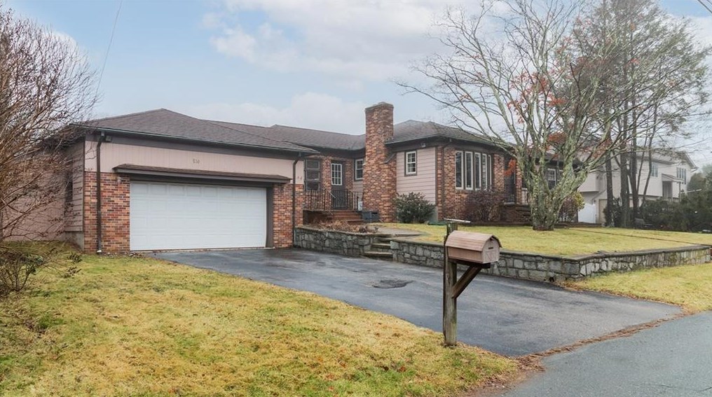 130 Canonchet Trail, Cranston, RI 02921