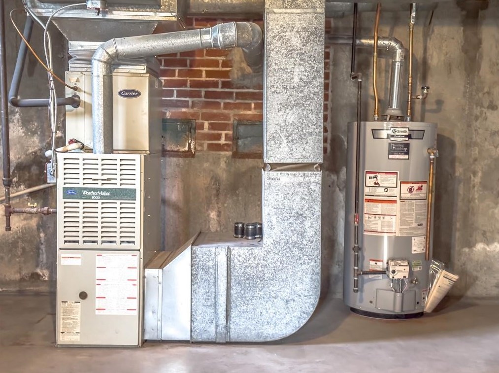 166 Meshanticut Valley Pkwy, Cranston RI  02920-3964 exterior