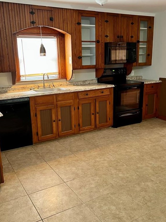 44 Coit Ave, West Warwick RI  02893-3057 exterior