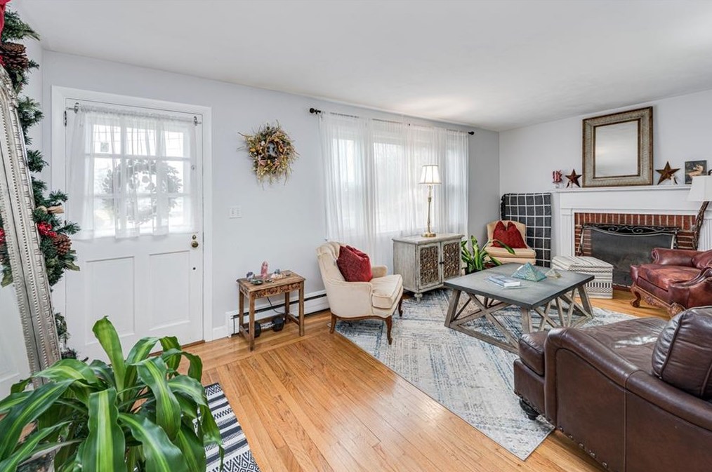 100 Kay Blvd, Middletown, RI 02840
