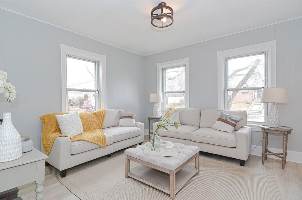 100 Ruth Ave, East Providence, RI 02916