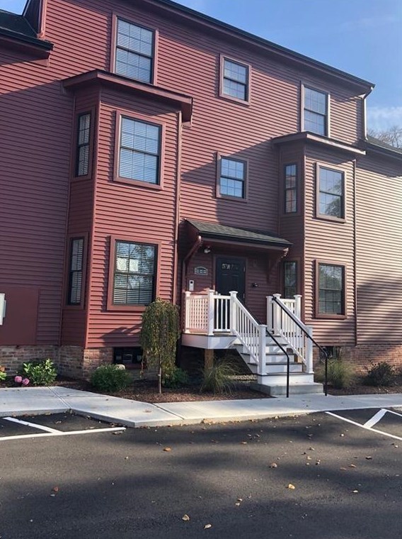 50 Jewett St, Providence, RI 02908