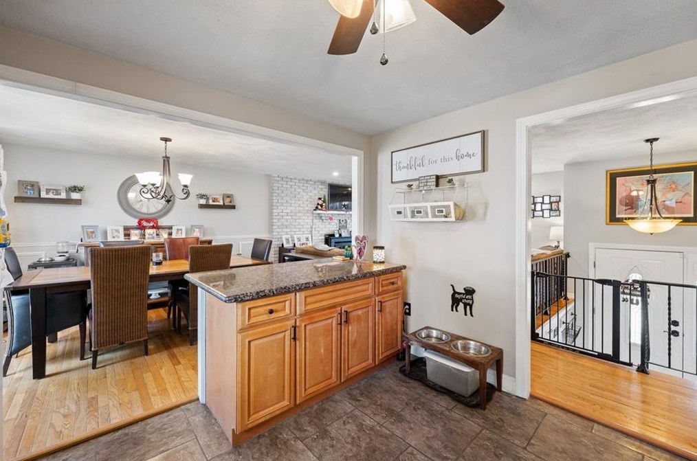 8 Surrey Ln, West Warwick RI  02893-3308 exterior