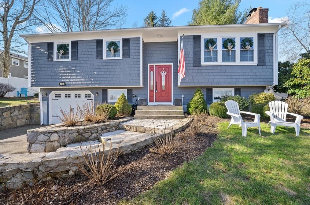 8 Surrey Ln, West Warwick RI  02893-3308 exterior