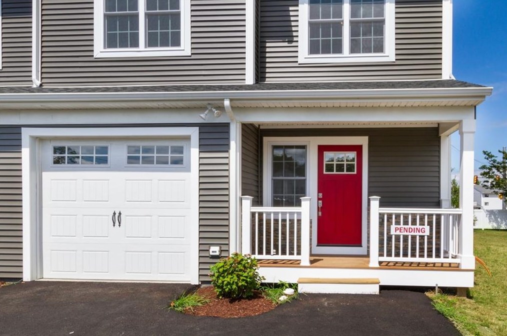 308 Chases Ln #a, Middletown, RI 02842