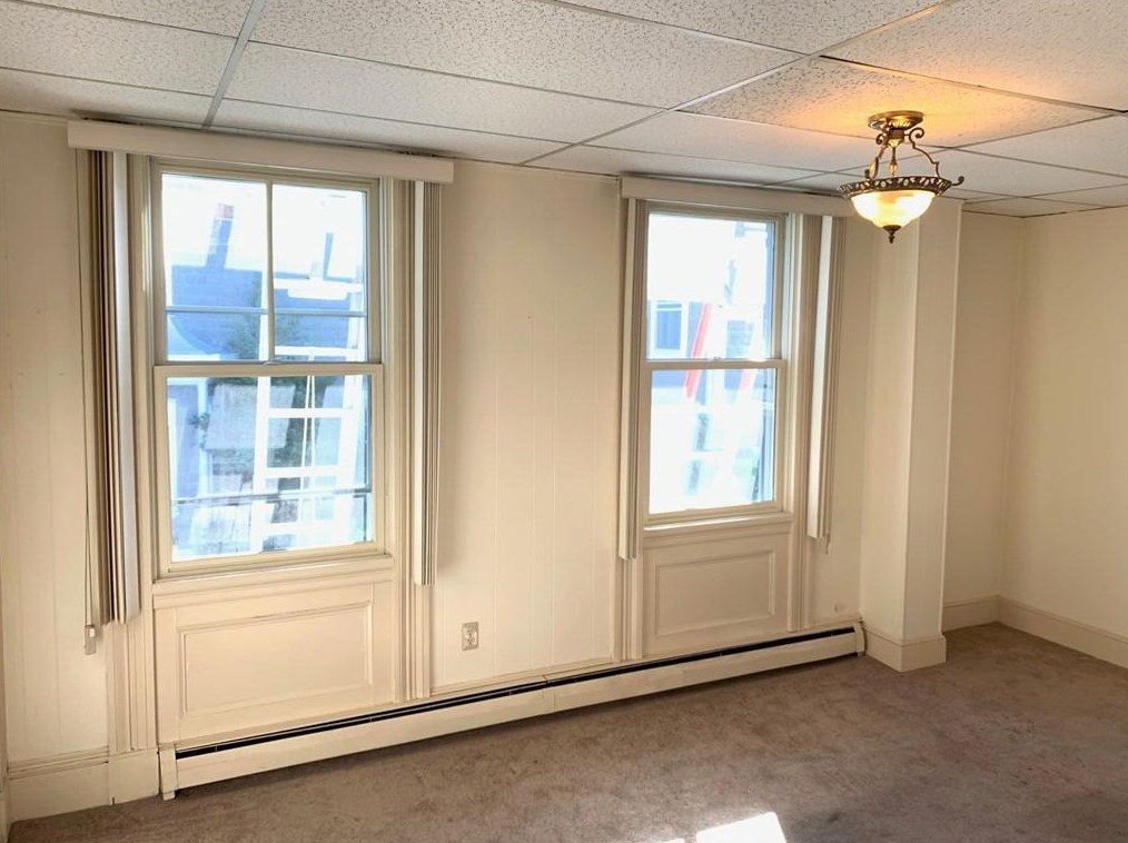 113 Prospect Hill St #2, Middletown, RI 02840