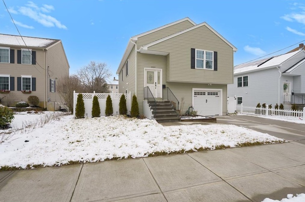 259 Cottage St, Woonsocket, RI 02895