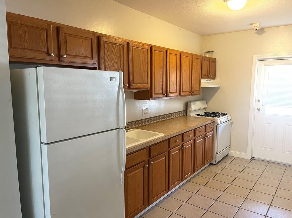 94 Cowesett Ave #23, West Warwick, RI 02893