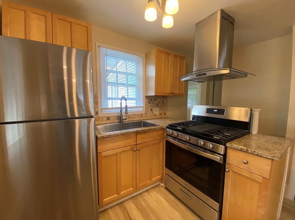 269 Narragansett Ave, Barrington, RI 02806