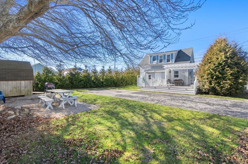 836 Point Judith Rd, South Kingstown, RI 02882
