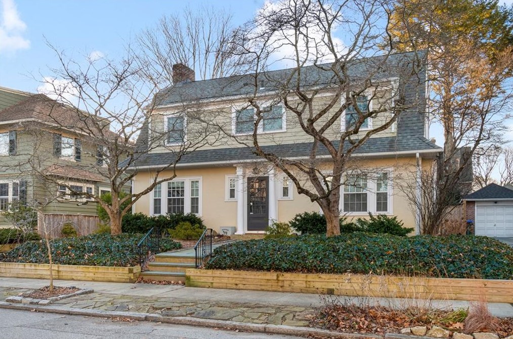 47 Oriole Ave, North Providence, RI 02906